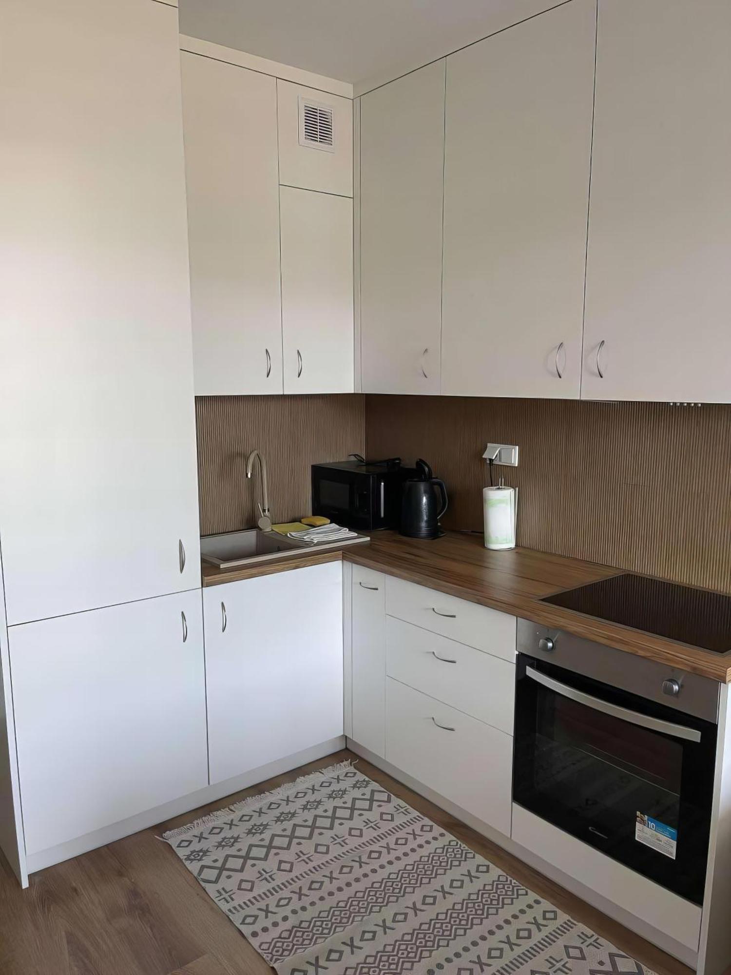 Apartamento 4chi - Wiktoryn Varsovia