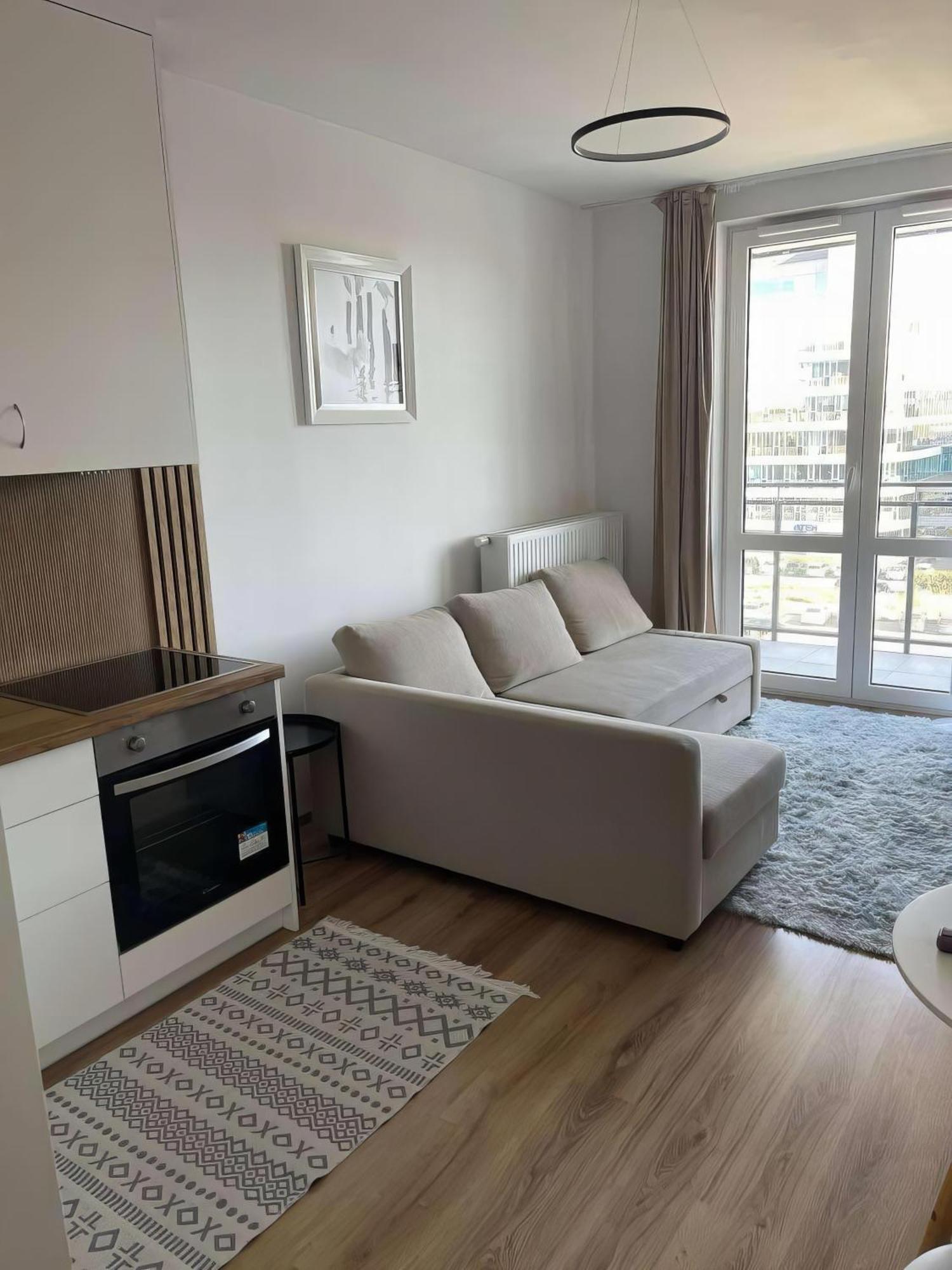 4chi - Wiktoryn Apartamento